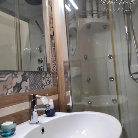 Donmatte - Charme & 招待所